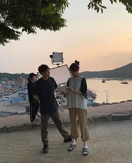 平凡女性的闪光人生！《山茶花开时》：治愈系韩剧，笑泪交织的勇敢成长之旅